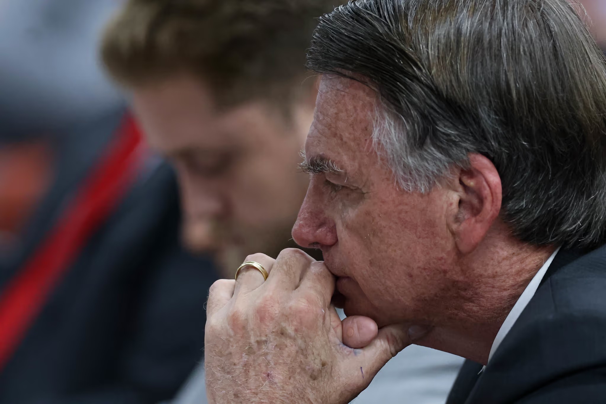 Parlamentares pretendem apresentar pedido coletivo de prisão humanitária a Bolsonaro