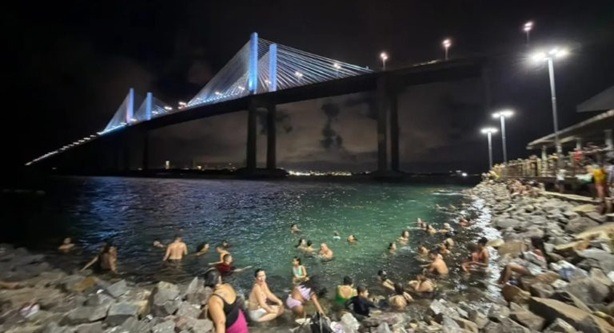 Prefeitura acelera projeto de rampa de acesso na Redinha após aumento do fluxo de banhistas