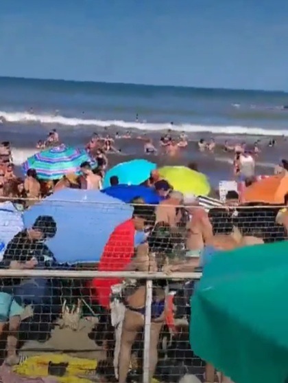 VÍDEO: 'Mini tsunami' atinge costa da Argentina e deixa um morto e 35 feridos