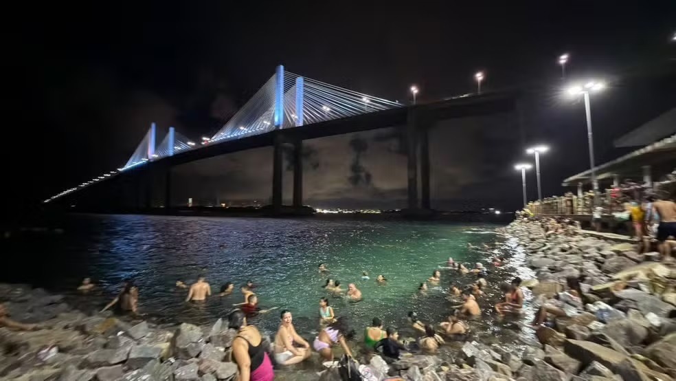 [VÍDEO] Vídeo viral faz Praia da Redinha bombar e virar notícia nacional