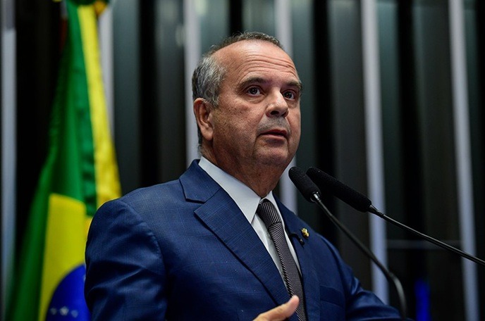 Apelo de Bolsonaro tira Rogério Marinho da corrida pelo Governo do RN