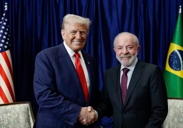 Lula critica Trump e diz que presidente dos EUA quer ‘governar o mundo pelo Twitter’