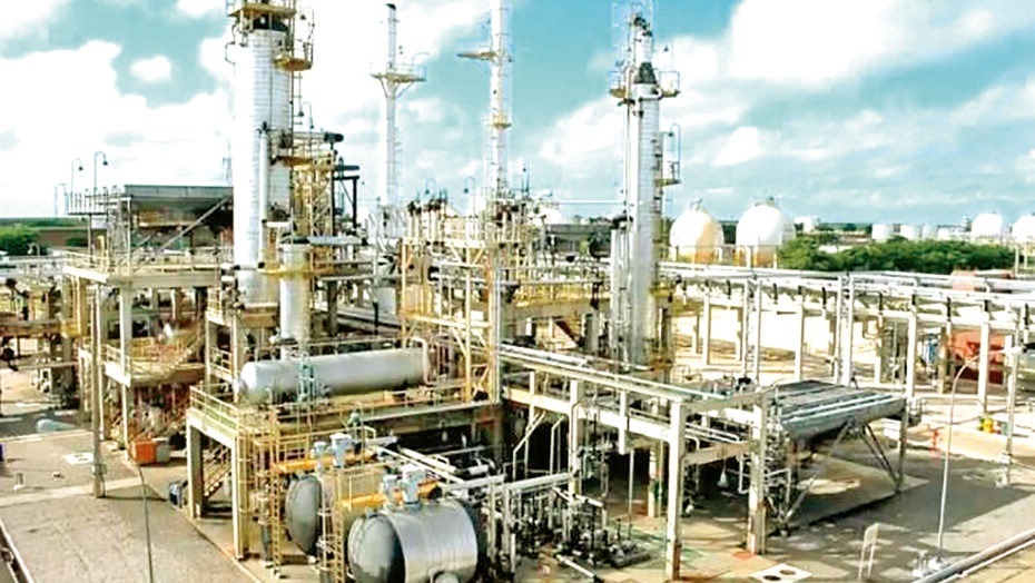 Refinaria Clara Camarão eleva preços da gasolina e do diesel