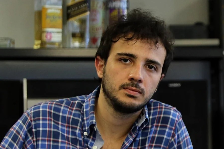 [VÍDEO] Pré-candidato à Presidência diz que Flávio Bolsonaro “tem de morrer”