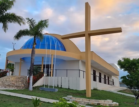 Padre da Igreja de Sant’ana em Capim Macio esclarece denúncia que rejeitou batizar filho de casal homossexual