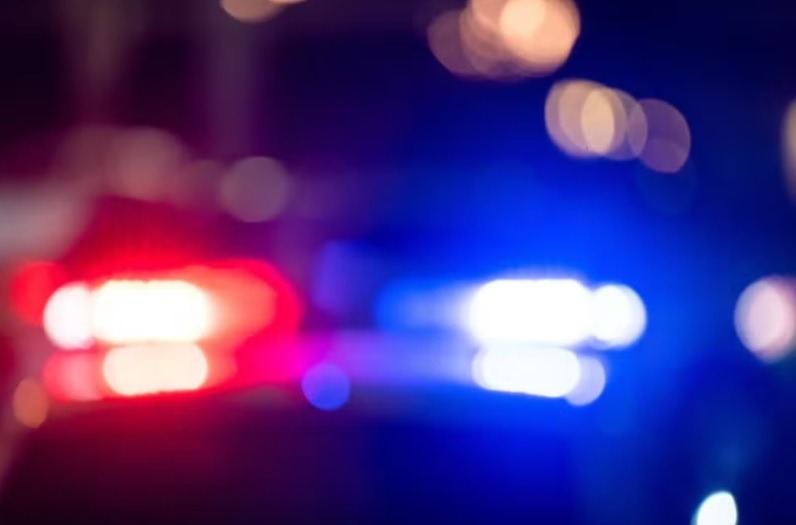 Homem tenta se esconder da polícia, mas acaba preso após dar entrada em hospital de Natal ferido por tiro