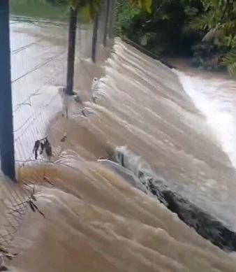 Cheia em rio interrompe abastecimento de água em três cidades no interior do RN