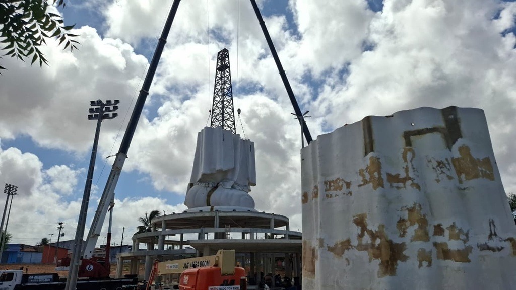 Estátua gigante de Nossa Senhora de Fátima deve ser concluída em abril