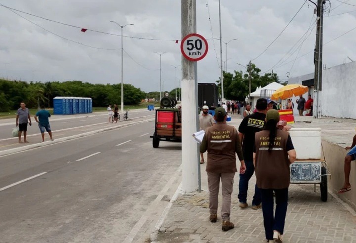 Fiscalização apreende materiais de ambulantes fora do local autorizado na Redinha