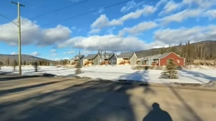 Ataque a tiros em escola no Canadá deixa ao menos 10 mortos; suspeita foi encontrada sem vida