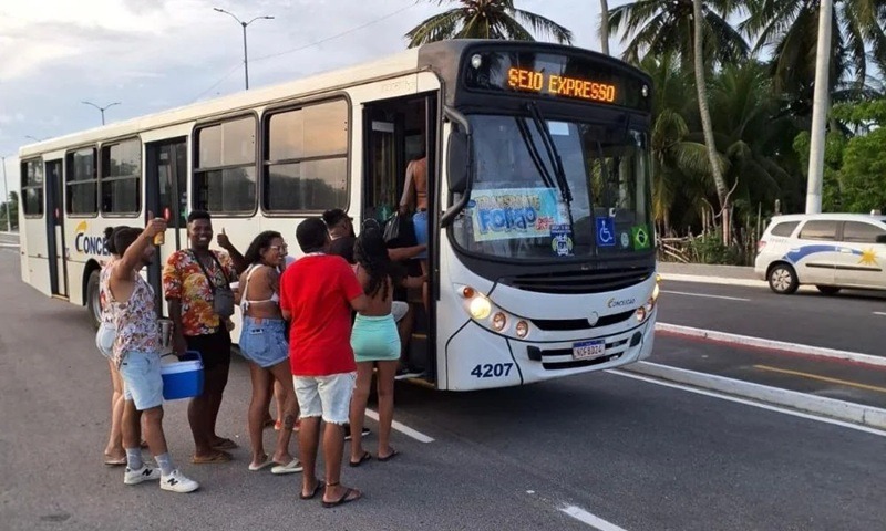 Veja os pontos de embarque do Transporte Folião gratuito em Natal