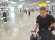 [VÍDEO] Imagens mostram pânico entre passageiros em aeroporto após morte de narcotraficante