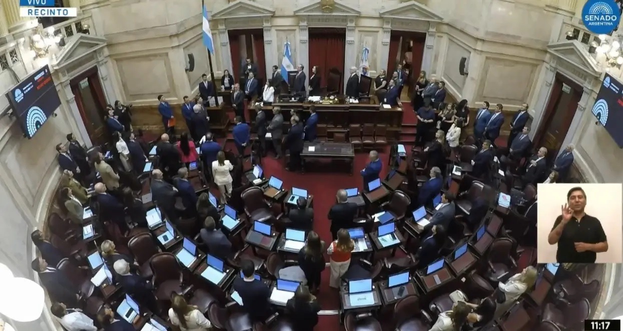 Senado da Argentina aprova redução da maioridade penal para 14 anos