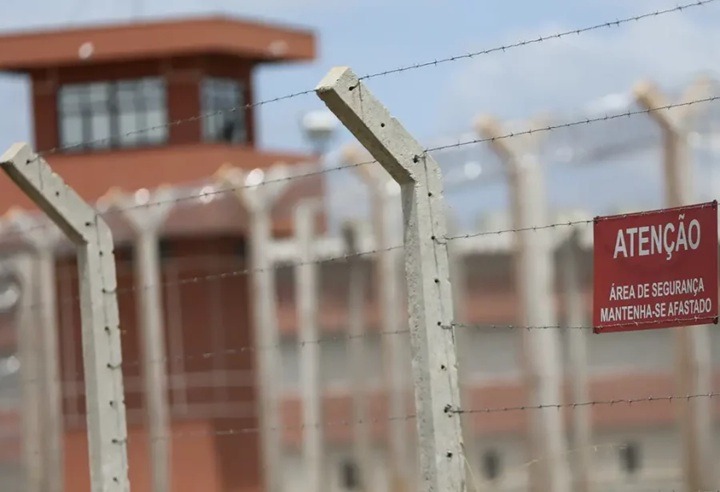 Ministro do STF autoriza transferência de Vorcaro para presídio federal