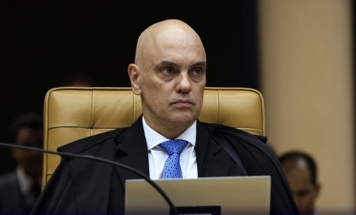 Moraes nega mensagens com banqueiro Vorcaro e diz que número não é dele após prints virem à tona