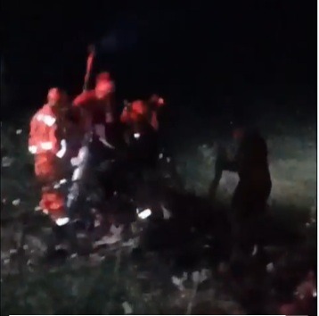 VÍDEO: Bombeiros resgatam dois corpos do carro que afundou no Açude Boqueirão, em Parelhas
