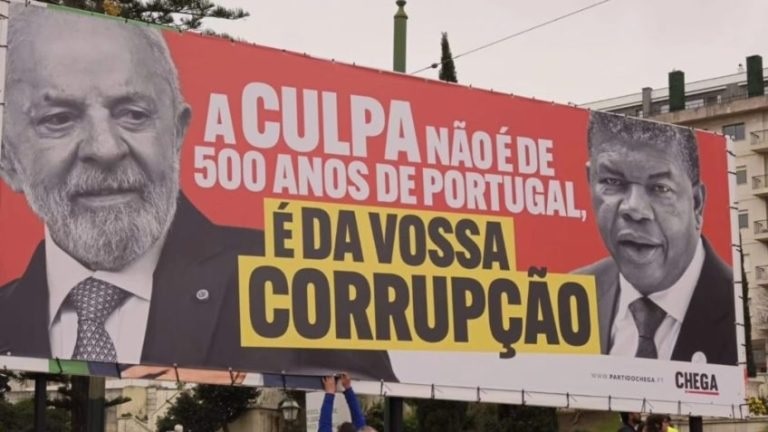 Outdoor contra Lula é colocado em Portugal
