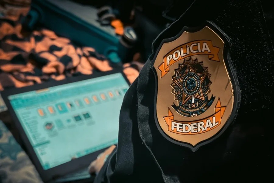 [VÍDEO] Mulher é presa pela PF por filmar estupro das filhas de 4 e 9 anos