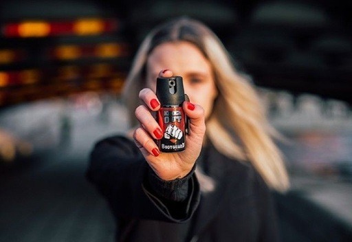 Câmara aprova projeto que libera spray de pimenta para autodefesa de mulheres