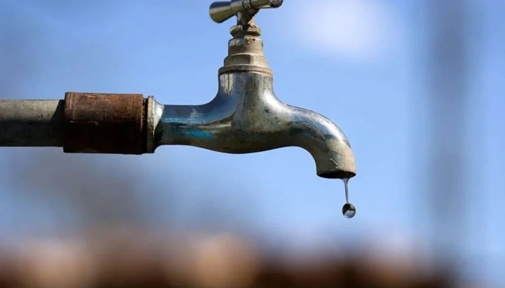 Cidade do RN pode ficar até 10 dias sem abastecimento após vazamento em adutora