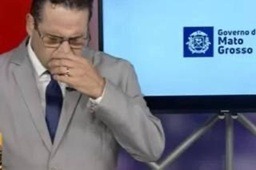 Apresentador do 'Cidade Alerta' passa mal ao vivo e desmaia