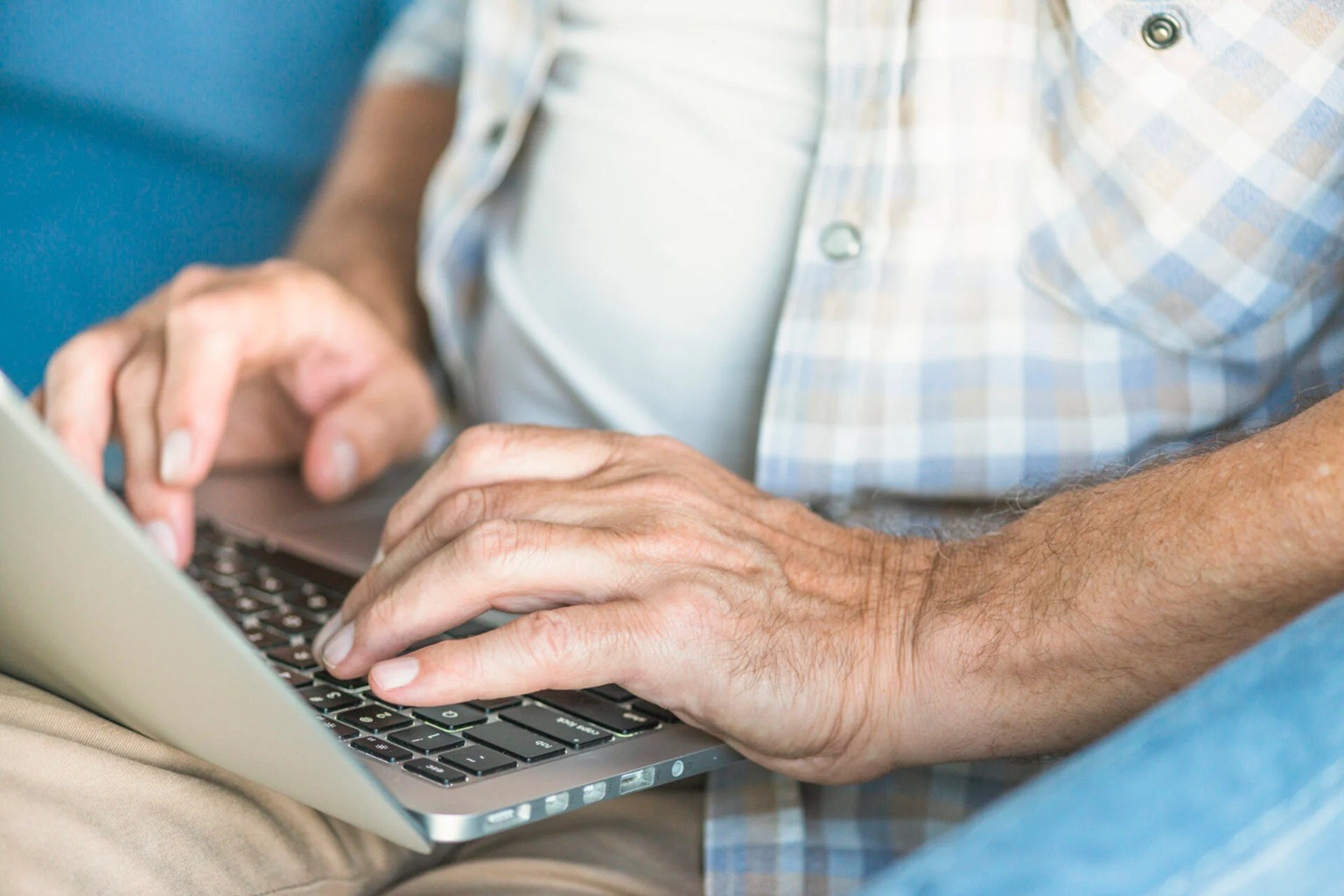 IMD abre 90 vagas para curso gratuito de tecnologia para idosos; veja como se inscrever