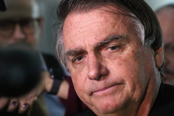 Defesa de Jair Bolsonaro volta a pedir prisão domiciliar