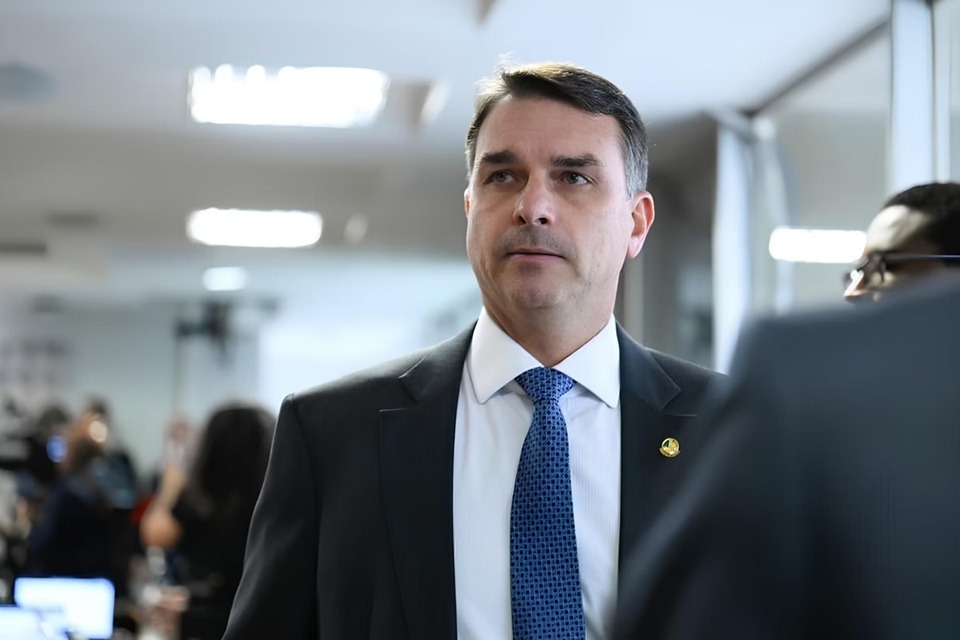 Flávio Bolsonaro participa de ato de filiação do PL neste sábado no RN