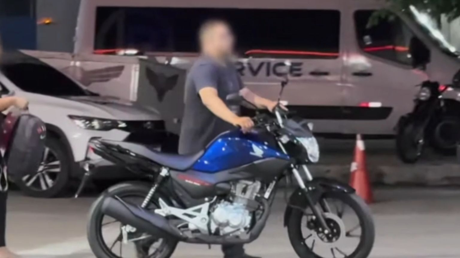 Motoboy agredido por empresário em Natal fecha acordo e recebe moto zero