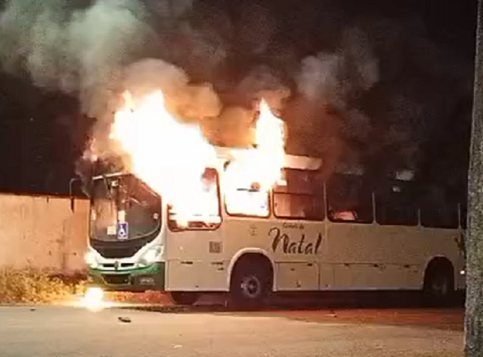 Sesed reúne empresas de ônibus para debater segurança após ataques ao transporte público em Natal