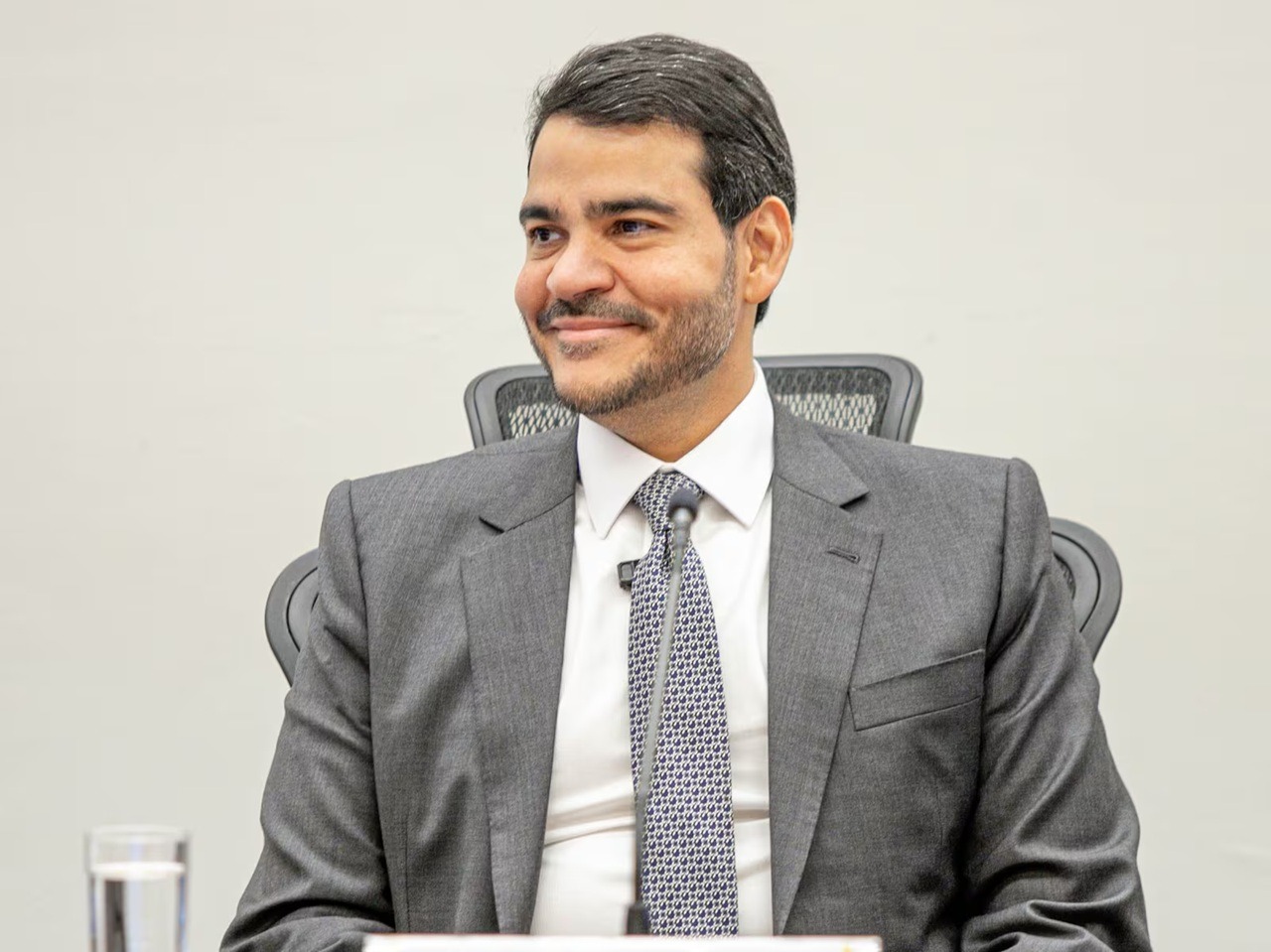 Em carta ao Senado, Messias reforça formação evangélica e respeito à separação dos Poderes