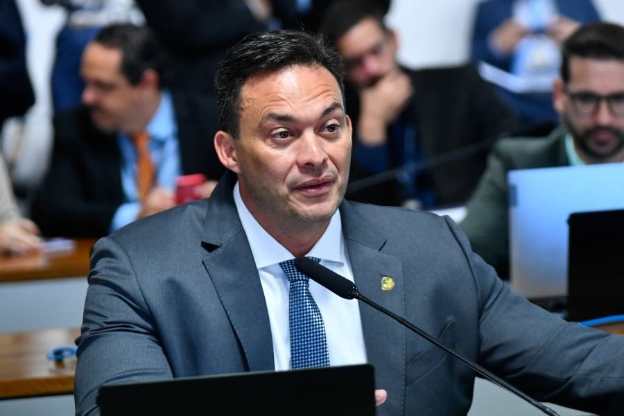 Após crítica a coronéis da PM, Associação dos Oficiais expõe ação de Styvenson por aposentadoria integral