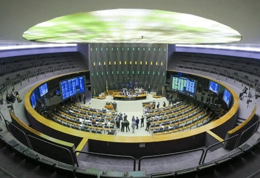 PL segue com maior bancada da Câmara; União Brasil perde deputados após federação com PP