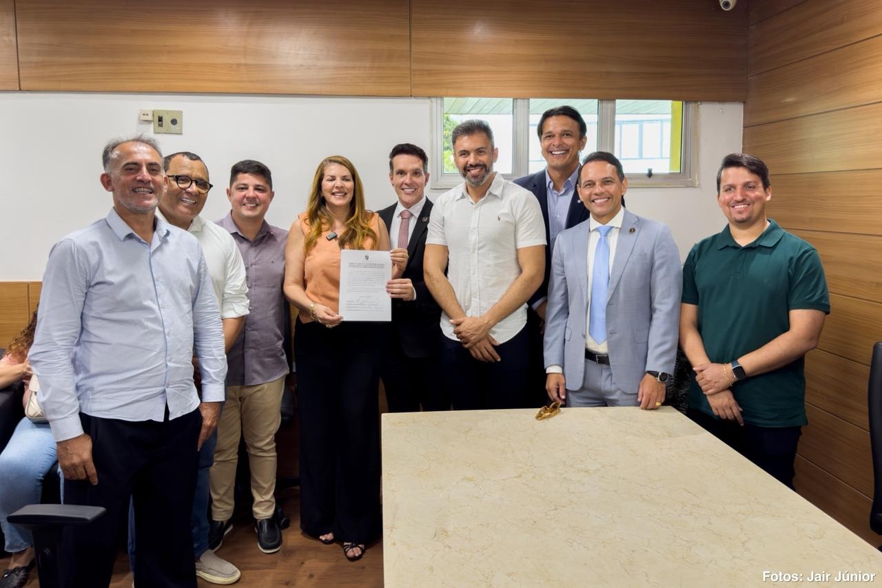 Nina Souza reassume mandato na Câmara Municipal de Natal