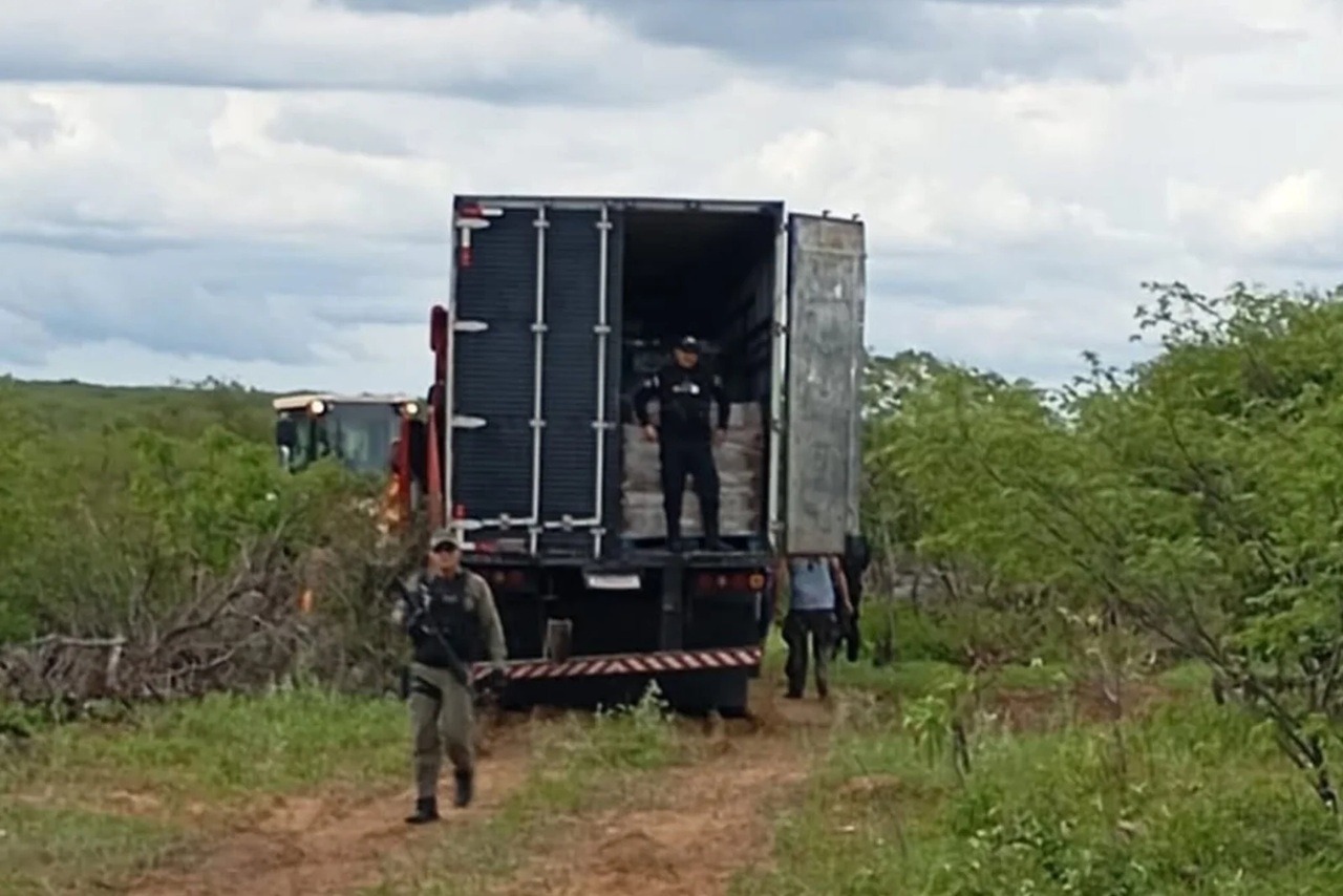 Carga roubada é recuperada em operação integrada das forças de segurança