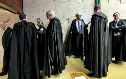 75% dos brasileiros dizem que STF tem “poder demais” e apontam queda de confiança