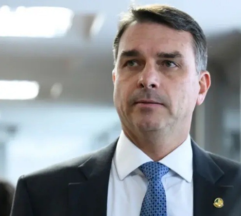 Flávio Bolsonaro participa da Norte Show em Sinop-MT