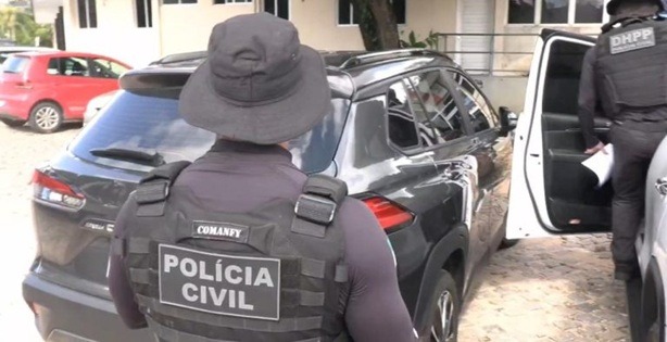 Empresário é detido em condomínio de luxo em Parnamirim e ação apura vazamento e destruição de provas