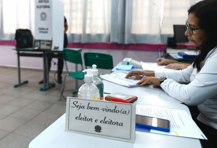 Justiça Eleitoral abre inscrições para mesários voluntários; veja como participar