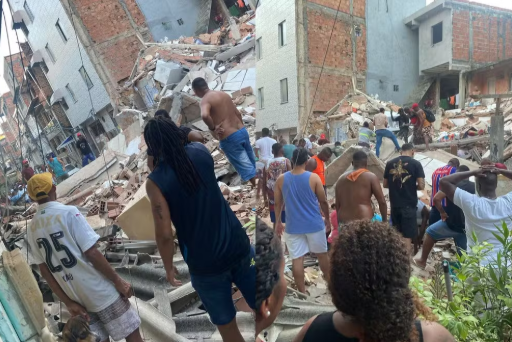 Três pessoas morrem após desabamento de prédio em Salvador