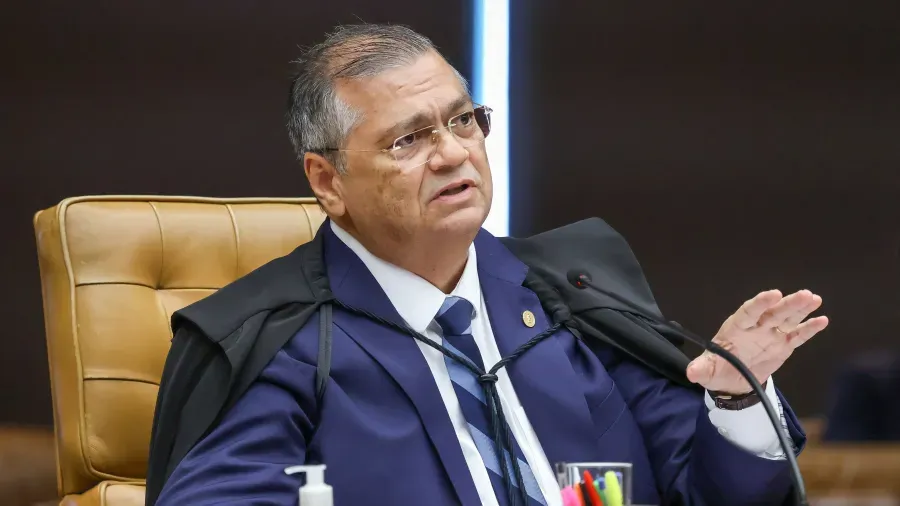 Flávio Dino rejeita encontro com Mario Frias após provocação nas redes sociais