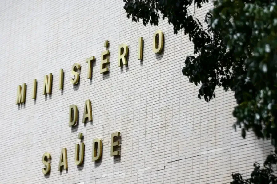 Farmacêutica que era ligada ao Master atrasa entrega de insulina ao SUS e é cobrada pelo governo