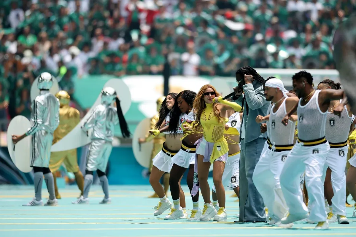 Copa do Mundo 2026 é aberta oficialmente com show de Shakira
