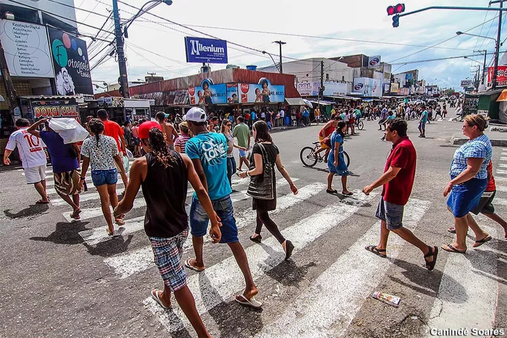 Comércio e shoppings de Natal terão horários especiais nos dias de jogos do Brasil; confira