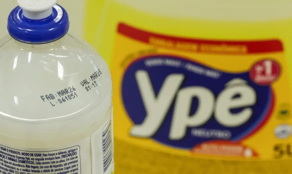 Anvisa revoga parte da suspensão e libera produtos da Ypê fabricados em 2026; veja quais