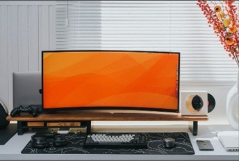 Vantagens da tela ultrawide para produtividade em casa
