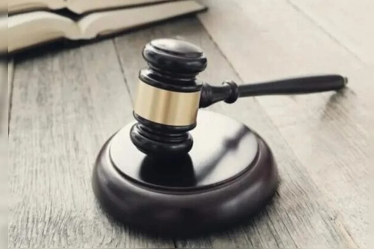 Loja é condenada após chefe chamar mulher de "sapatão" e "chupa bife"
