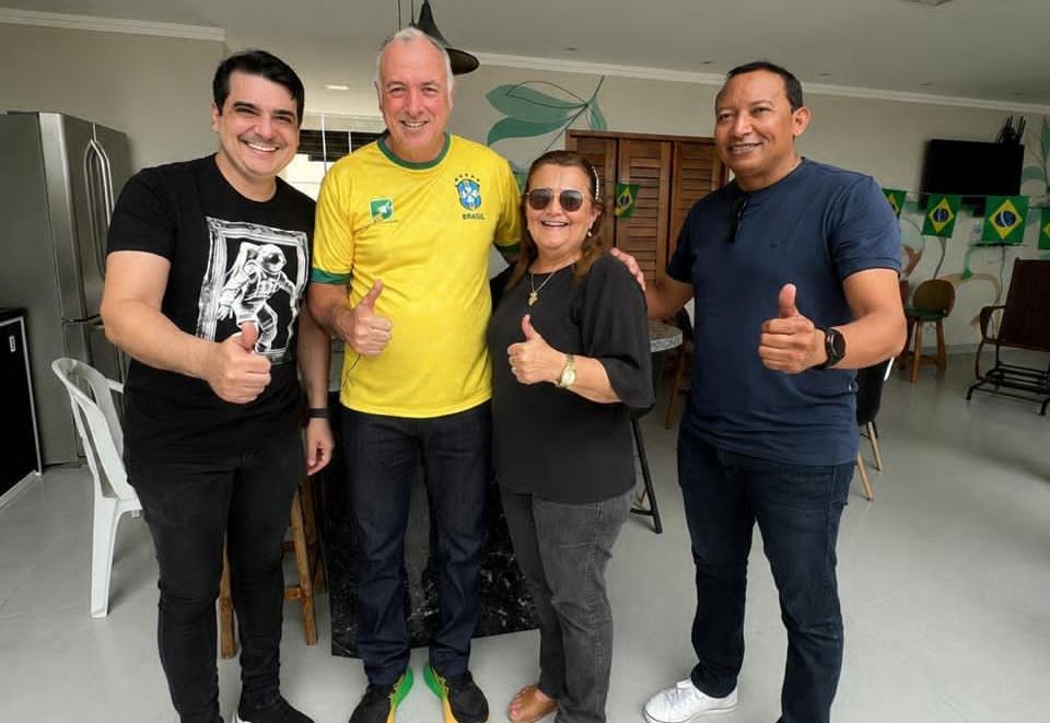 Senado: Coronel Hélio recebe apoio de 4 vereadores e dos ex-prefeitos de Apodi, Gorete e Alan Silveira
