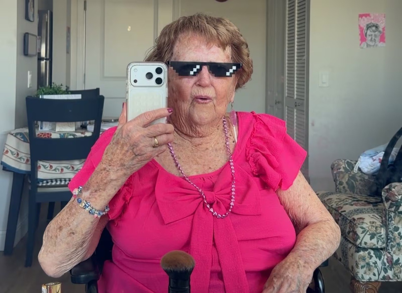 Idosa de 96 anos vira alvo de reclamações por festas com bebida em casa de repouso