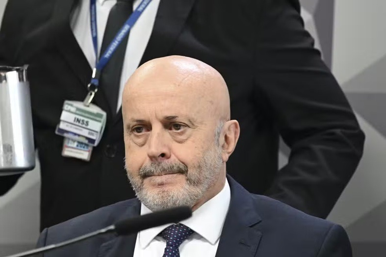 Careca do INSS é punido após protetor labial com cannabis ser encontrado em cela